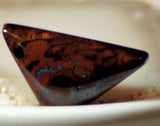 Koroit Boulder Opal triangular Cabochon green Fire - radiantrocksct